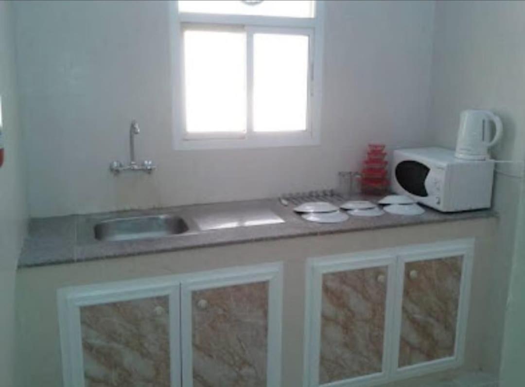 Al Basateen Apartment Sur